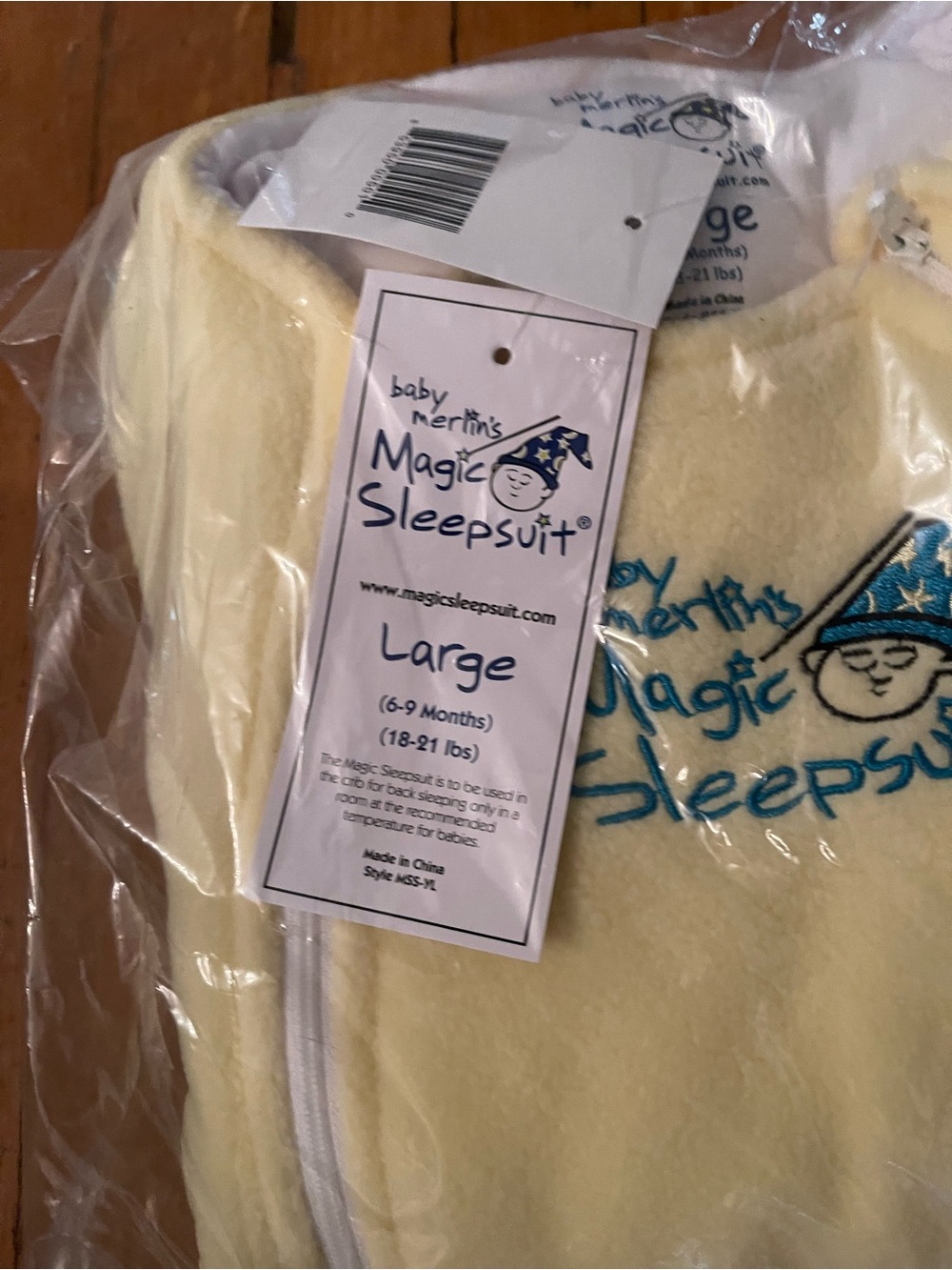 Baby Merlin's Magic Sleepsuit Yellow Large NWT - Picture 2 of 3